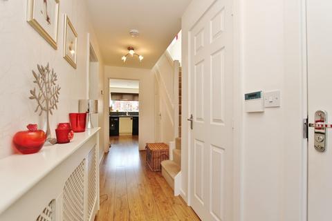 2 Eusden Close, Tamworth, B79 8DZ