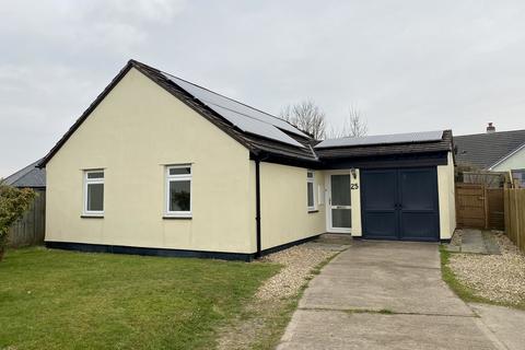 25 Four Ways Drive, Chulmleigh, EX18 7AZ
