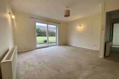 25 Four Ways Drive, Chulmleigh, EX18 7AZ