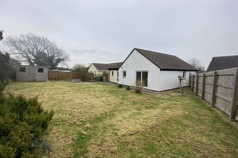 25 Four Ways Drive, Chulmleigh, EX18 7AZ