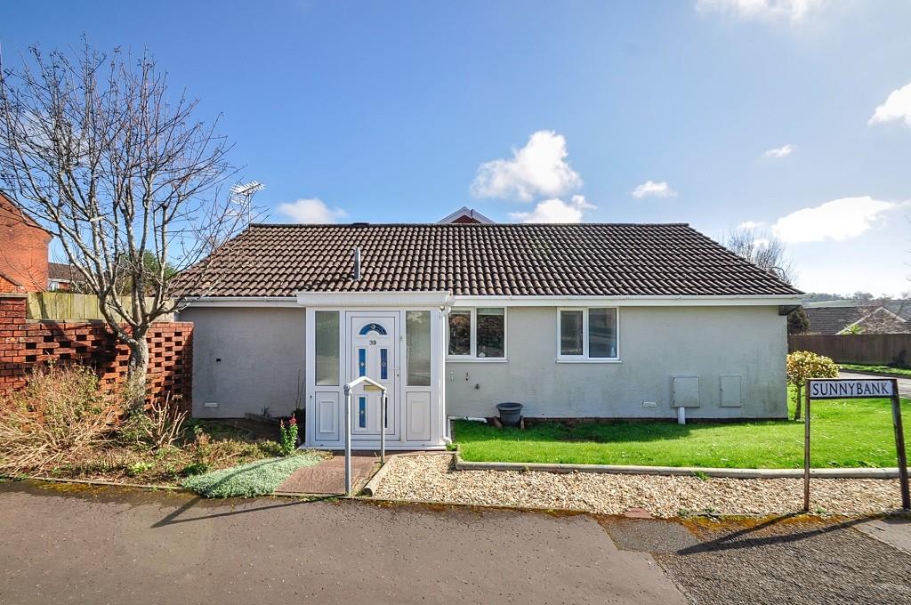 Cwmcwddy Drive, Bassaleg 3 bed detached bungalow £290,000
