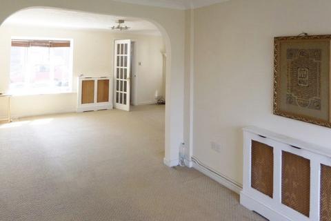 4 bedroom detached house for sale, Lomond Gardens, Selsdon