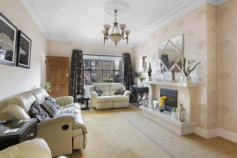 5 bedroom detached house for sale - The Ridgeway, London