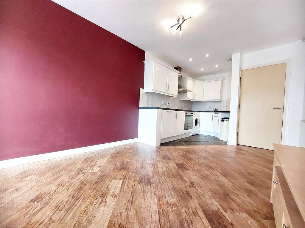 Lounge/Kitchen