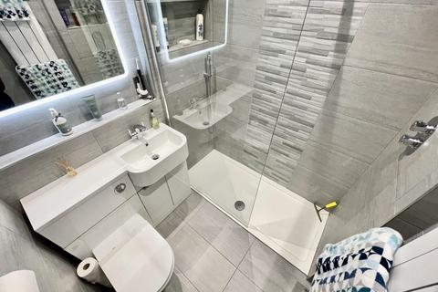 Whinhurst, 1 Barrmill Road, Beith, KA15 1EU