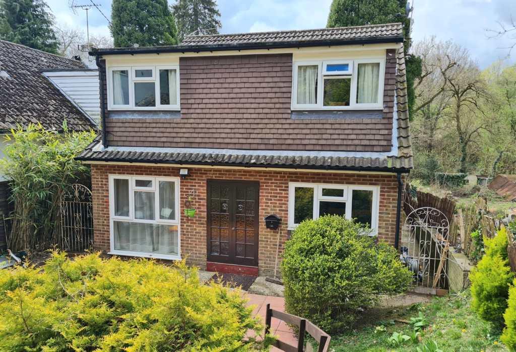 The Grove, Biggin Hill 4 bed detached house £625,000