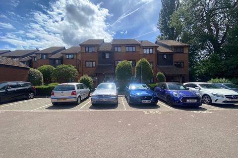 4 Grace Close, Edgware, HA8 9YY