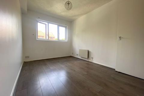 4 Grace Close, Edgware, HA8 9YY