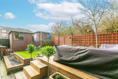 11 Friars Way, Bushey, WD23 2BT