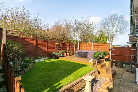 11 Friars Way, Bushey, WD23 2BT