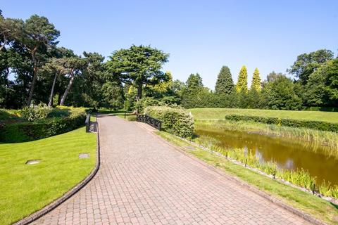 1 bedroom apartment for sale - Beech House, Little Aston Hall Drive, Sutton Coldfield. B74 3BF