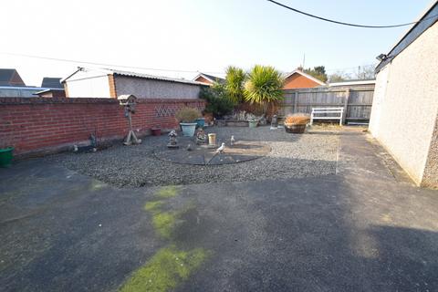 52 Albany Close, Skegness, PE25 2NE