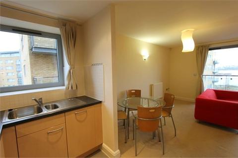 20 Warrior Close, London, SE28 0NL
