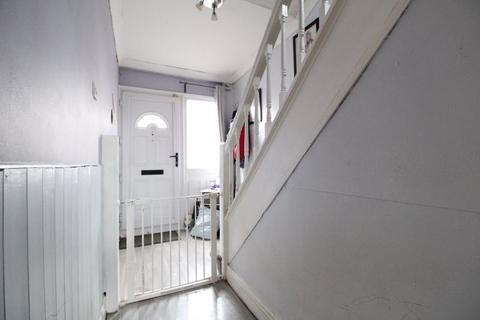 32 Alton Road, Luton, LU1 3NS
