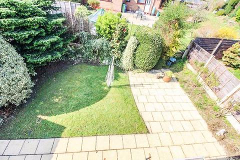 16 Buckingham Drive, Bury, BL8 2DH