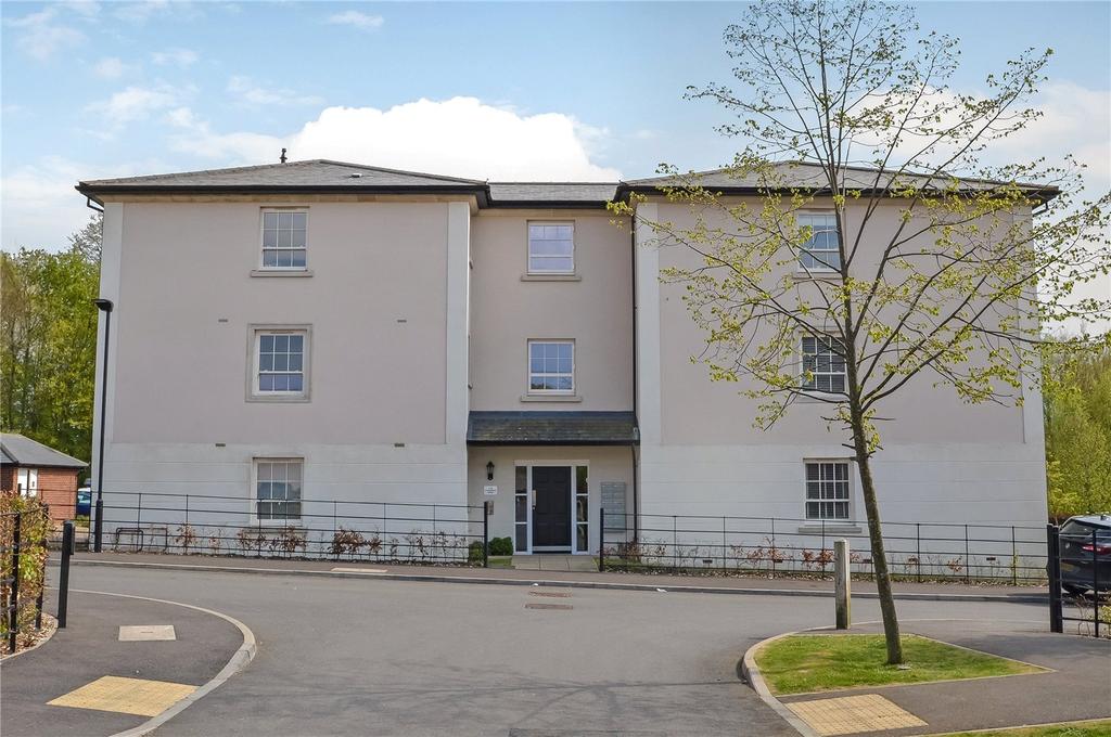 Manor Road, Winchester, Hampshire, SO22 2 bed apartment £365,000