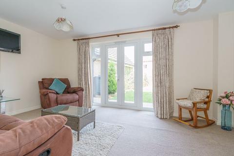 51 Blackthorn Road, Didcot, OX11 6AY