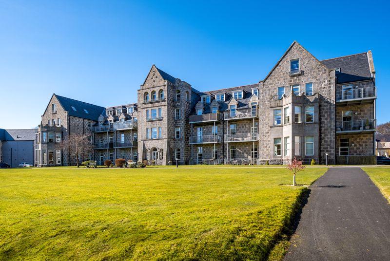 Binghill Grove, Milltimber, Aberdeen 2 bed apartment for sale £210,000