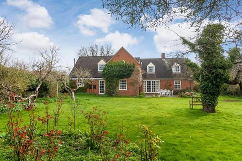 Red House Coach Drive, Fladbury, Pershore, WR10 2QN