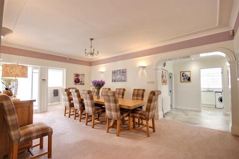 77 Elveley Drive, West Ella, Hull, HU10 7RX