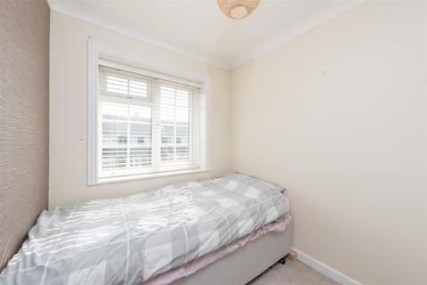 5 Coniston Close, Sompting, Lancing, BN15 9SA