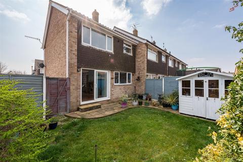 5 Coniston Close, Sompting, Lancing, BN15 9SA