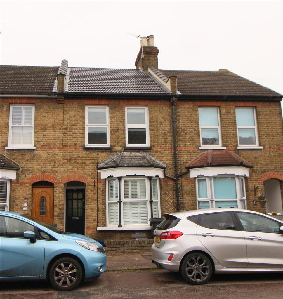 Eastbrook Road, Waltham Abbey 3 bed terraced house £375,000