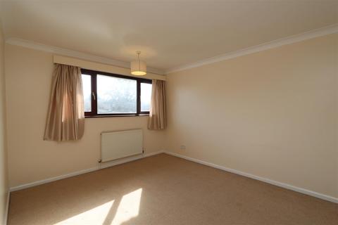 13 Tomlyns Close, Hutton, Brentwood, CM13 1PU