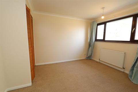 13 Tomlyns Close, Hutton, Brentwood, CM13 1PU