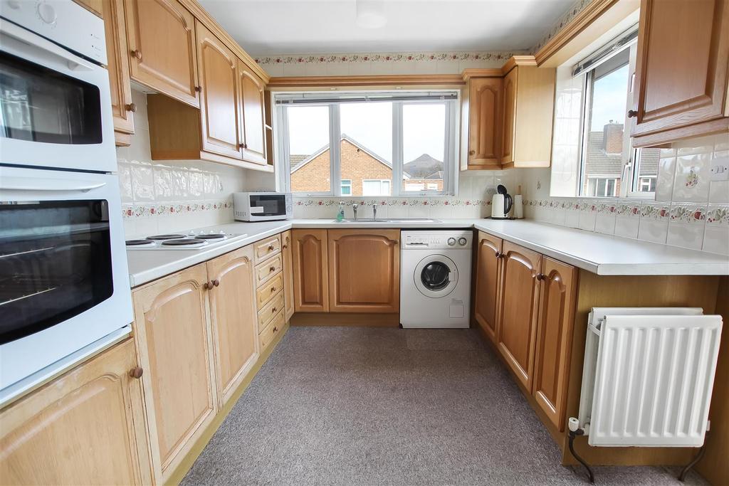 Guisborough Road, Great Ayton... 2 bed detached bungalow £335,000