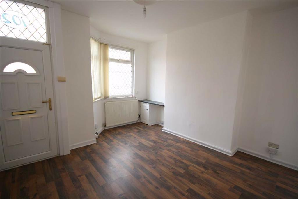 Craig Road, Gorton 2 bed end of terrace house £750 pcm (£173 pw)