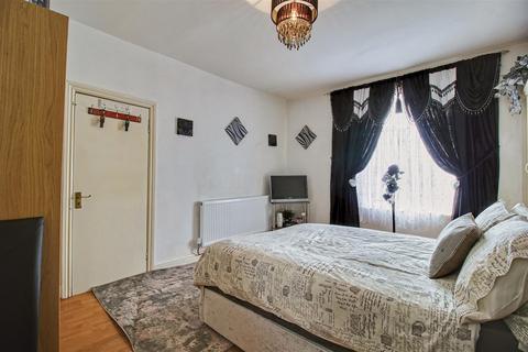 3 bedroom end of terrace house for sale - Brooklyn Terrace, Armley
