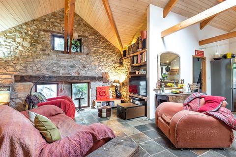 The White House Wall Road, Gwinear, Hayle, TR27 5HA