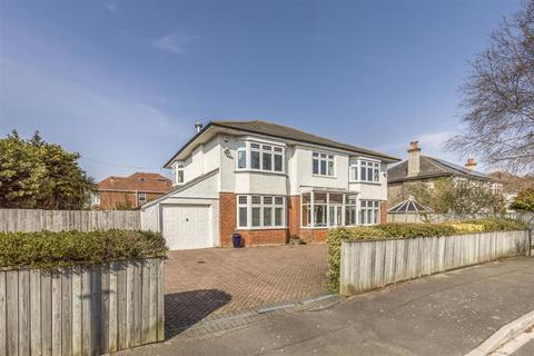 5 Grasmere Road, Bournemouth, BH5 1LS