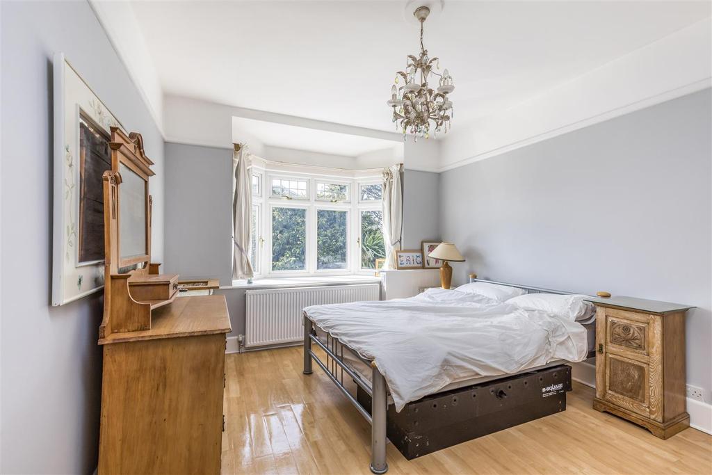 5 Grasmere Rd, BH5 1 LS-Portico Marketing-Saxe Coburg