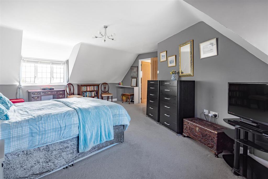 Main House - Bedroom 1