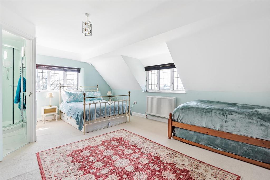 Main House - Bedroom 2