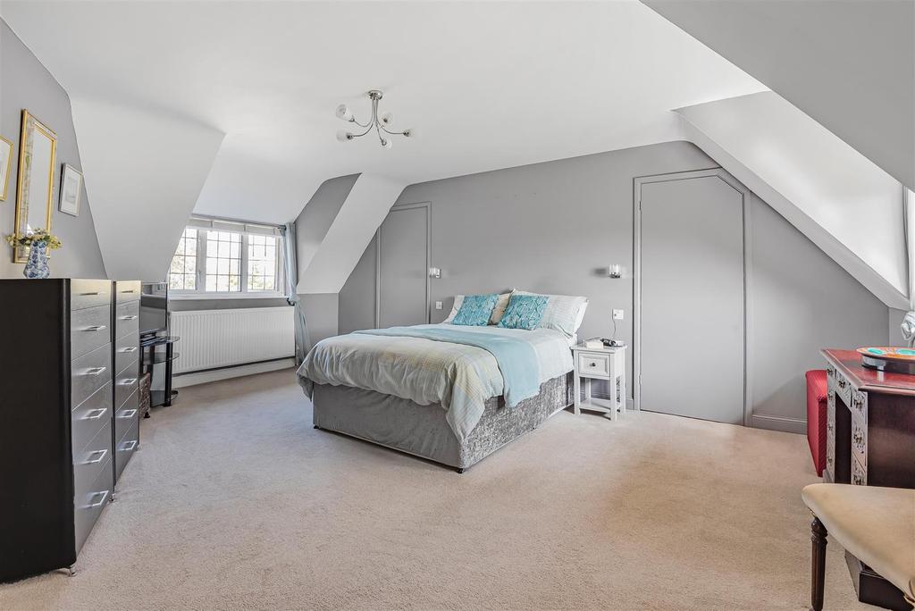 Main House - Bedroom 1