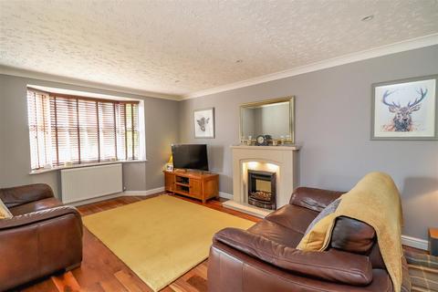 9 Dunn Close, Hadleigh, Ipswich, IP7 5RY