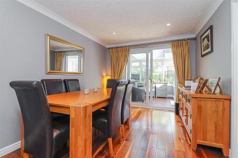 9 Dunn Close, Hadleigh, Ipswich, IP7 5RY