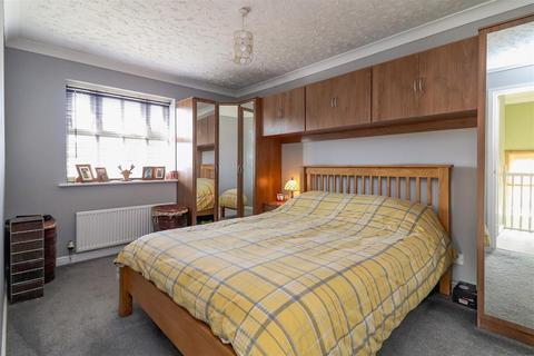 9 Dunn Close, Hadleigh, Ipswich, IP7 5RY