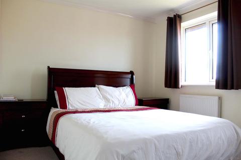 28 Aveling Close, Purley, CR8 4DW