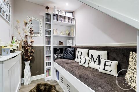 38 Carlton View, Leeds, LS7 1NS
