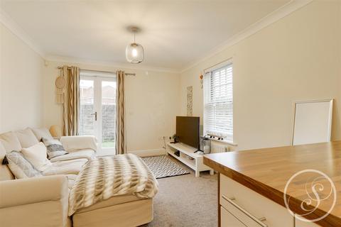 21 Chancel Square, Meanwood, Leeds, LS6 4FG