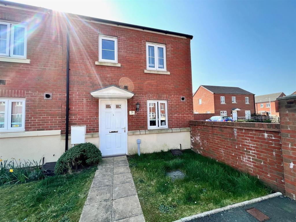 Stryd Llanelli 3 bed end of terrace house £180,000