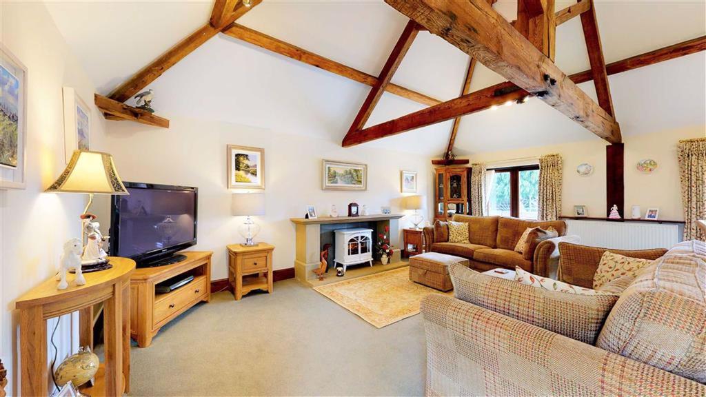 Soulton Road, Wem, SY4 3 bed barn conversion £450,000