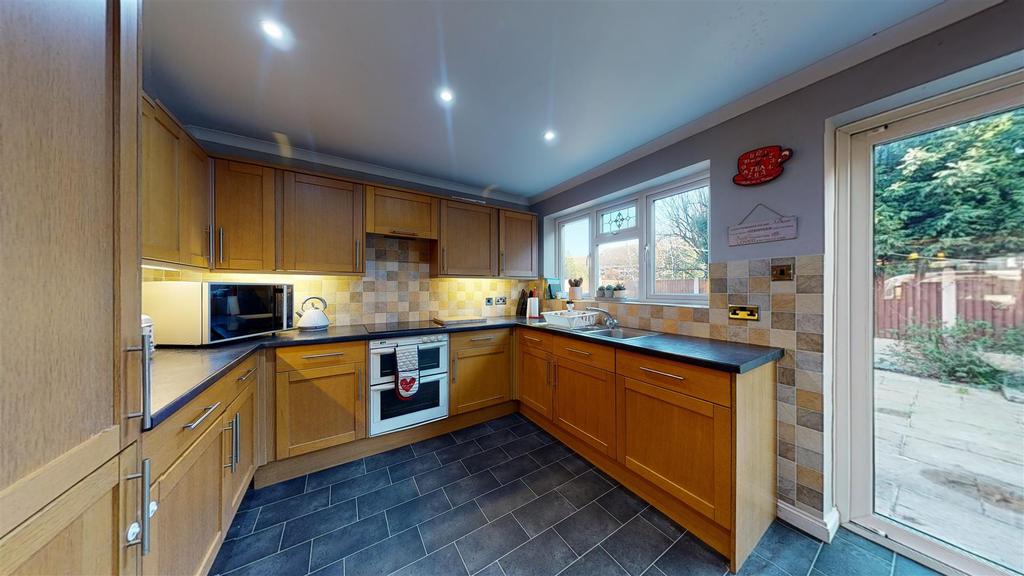 Barley Close, Herne Bay 4 bed semidetached house £390,000