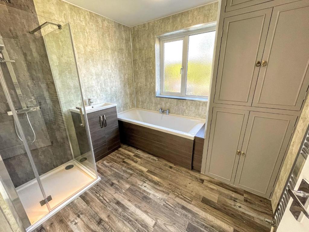Bathroom/w.c.