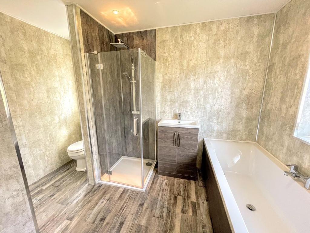 Bathroom/w.c.