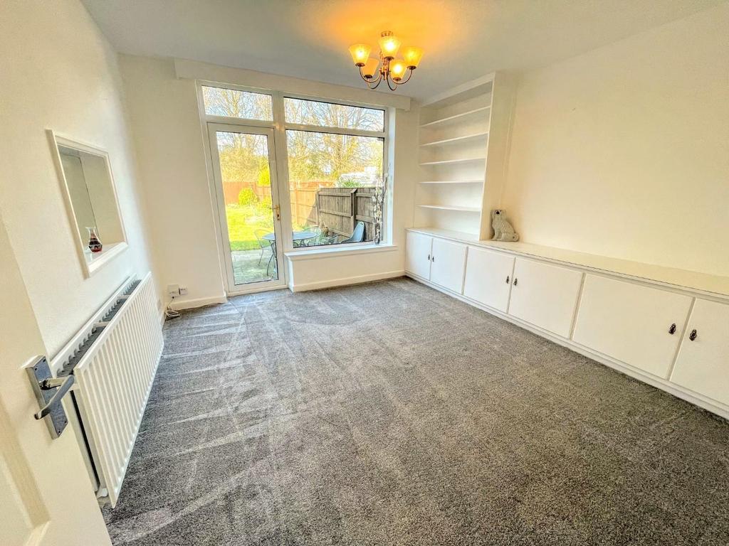 Separate dining room